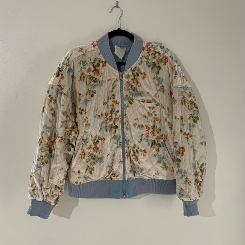 🎉FLASH SALE🎉 Urban outfitter Reversible Velvet Floral Bomber Jacket - Picture 5 of 11
